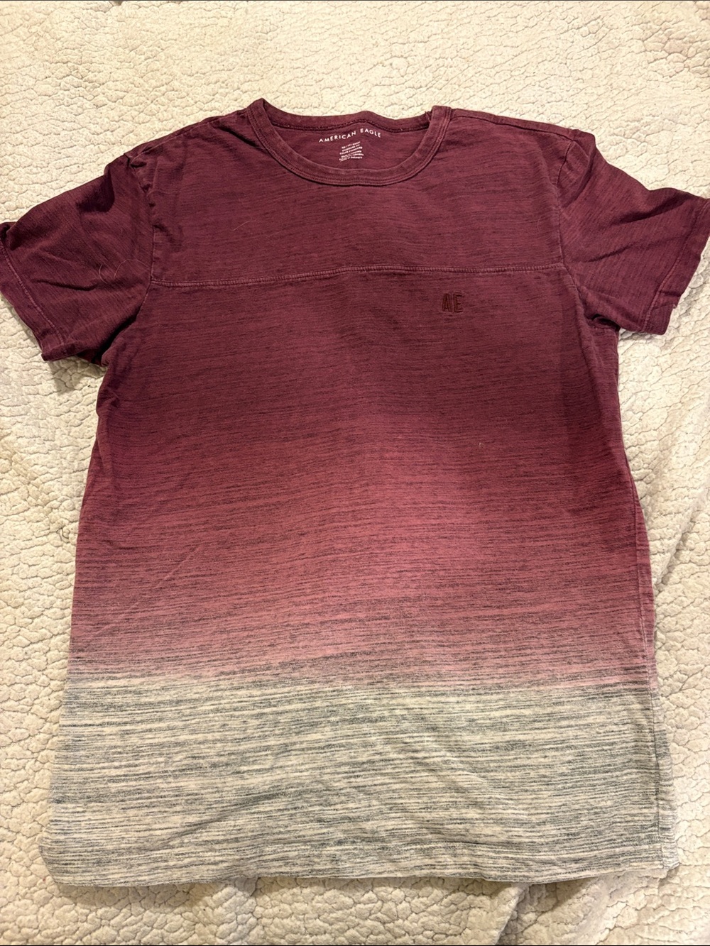 American Eagle Outfitters Maroon to Gray Ombre Short Sleeve Crew Tee